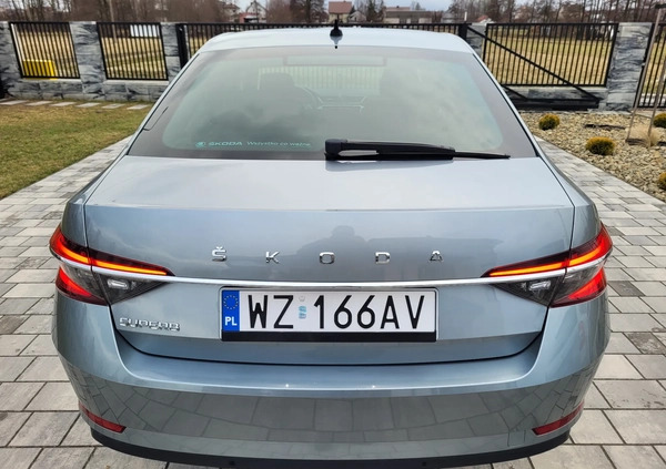 Skoda Superb cena 94000 przebieg: 166000, rok produkcji 2020 z Wałcz małe 497